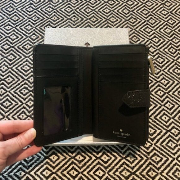 S!A!L!E! 🎇 kate spade Madison Medium Bifold Wallet - Picture 3 of 4